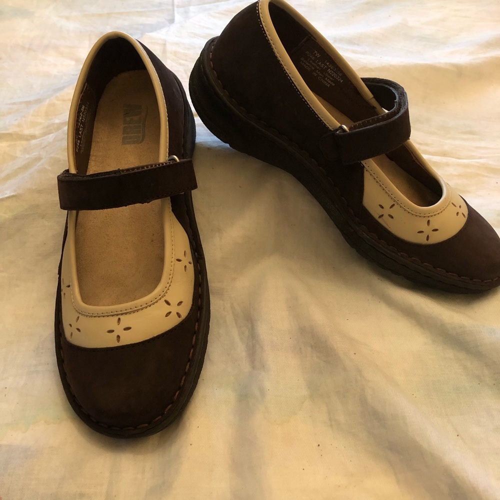 Drew Women’s Mary Janes Br/Tan Leather Shoes
